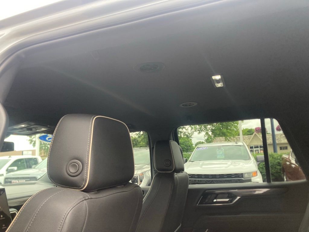 Certified 2025 GMC Yukon Elevation AWD/4WD image 14