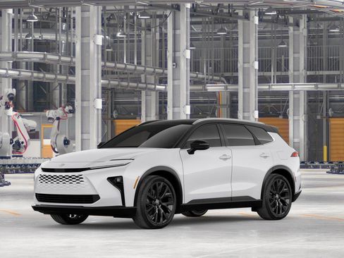 New 2026 Toyota Crown Signia AWD/4WD image 2