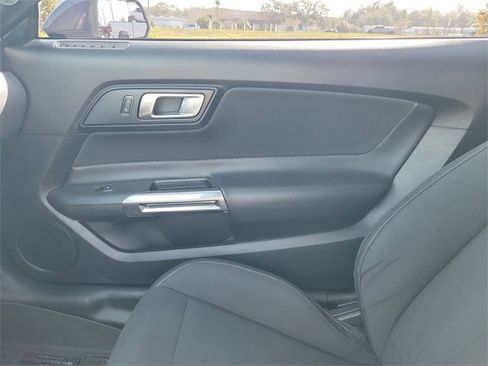 Used 2019 Ford Mustang GT w/ Ford Safe & Smart Package image 28