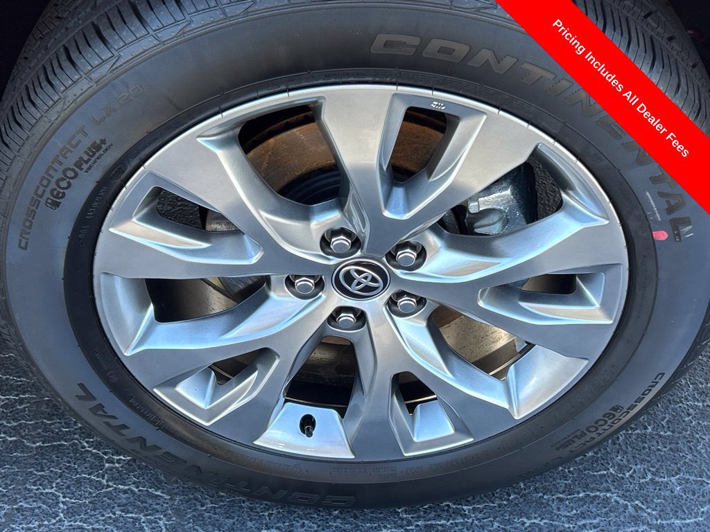 Used 2026 Toyota Grand Highlander AWD image 29