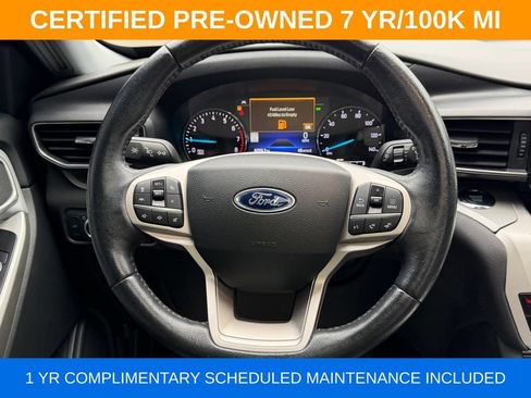 Used 2022 Ford Explorer XLT w/ Equipment Group 202A AWD/4WD image 17