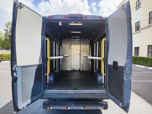 Used 2019 RAM ProMaster 3500 FWD image 9