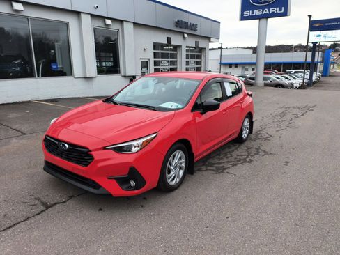 Certified 2025 Subaru Impreza 2.0i image 4