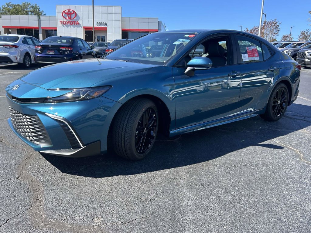 New 2026 Toyota Camry SE FWD image 7