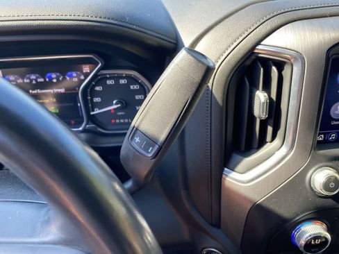 Used 2020 GMC Sierra 2500 Denali w/ Denali Ultimate Package AWD/4WD image 25