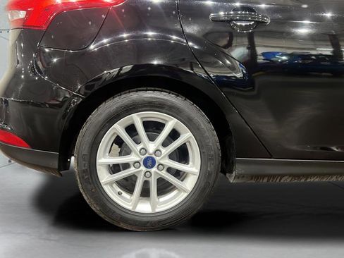 Used 2017 Ford Focus SE image 35