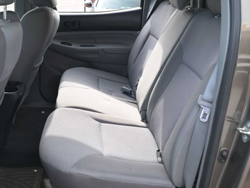 Used 2014 Toyota Tacoma 4x4 Double Cab w/ TRD Sport Package image 13