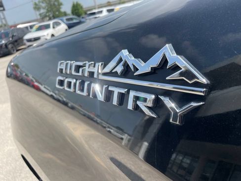 Used 2019 Chevrolet Silverado 1500 High Country AWD/4WD image 12