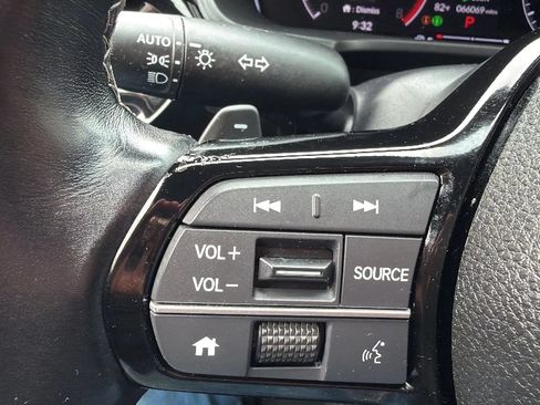 Used 2025 Honda Civic Sport image 12