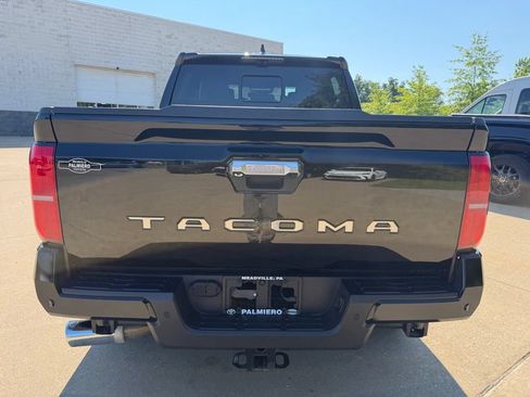 Certified 2025 Toyota Tacoma Limited AWD/4WD image 4
