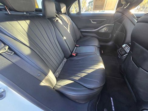 Certified 2022 Mercedes-Benz S 500 4MATIC image 14