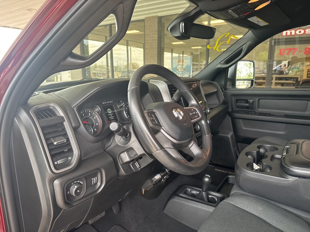 Used 2024 RAM 3500 Tradesman w/ Chrome Appearance Group AWD/4WD image 10
