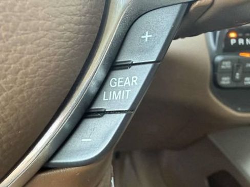 Used 2019 RAM 1500 Laramie AWD/4WD image 39