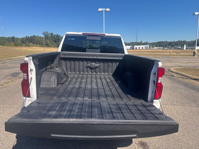 Used 2022 Chevrolet Silverado 1500 RST w/ Convenience Package II AWD/4WD image 10