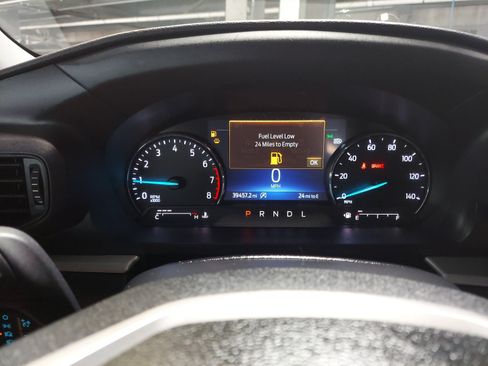 Used 2023 Ford Explorer XLT RWD image 17