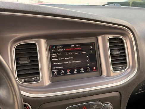 Used 2022 Dodge Charger SXT w/ Leather Interior Group RWD image 36