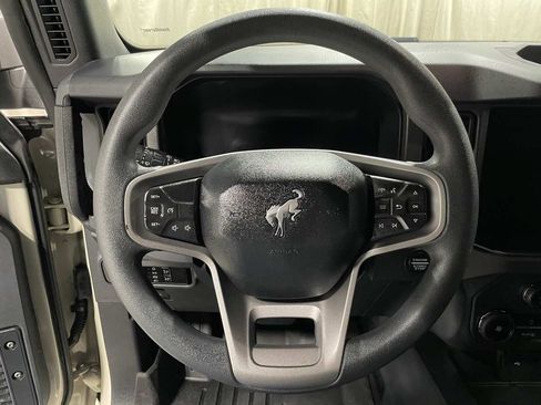 Used 2025 Ford Bronco 2-Door w/ Sasquatch Package AWD/4WD image 11