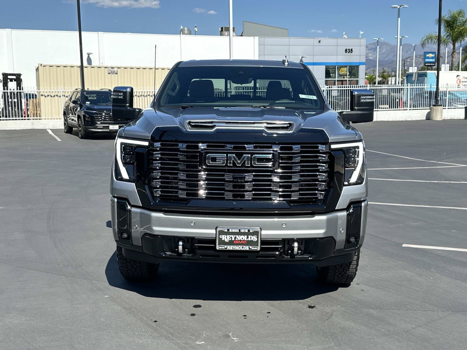 New 2026 GMC Sierra 2500 Denali Ultimate AWD/4WD image 2