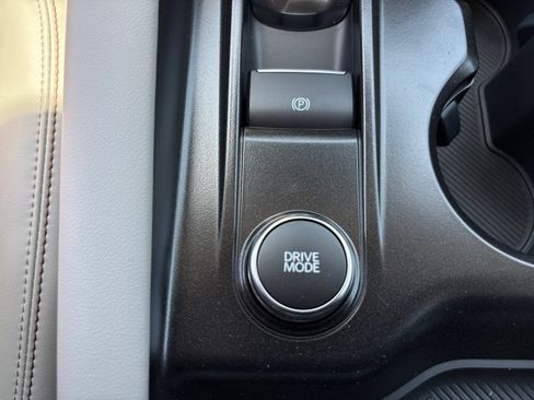 New 2026 Ford Explorer Active w/ Active Comfort Package AWD/4WD image 28