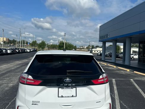 Used 2024 Ford Edge SEL AWD/4WD image 4