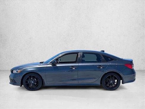 Used 2023 Honda Civic Sport image 9