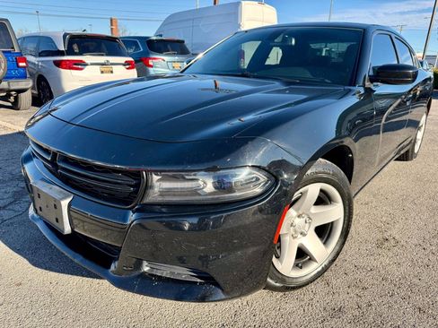 Used 2016 Dodge Charger Police w/ Street Appearance Group image 2