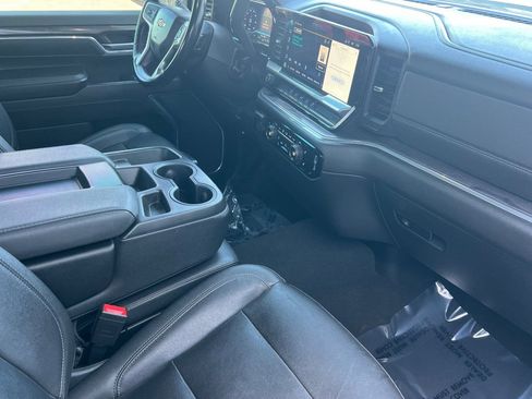 Used 2024 Chevrolet Silverado 2500 LTZ AWD/4WD image 15