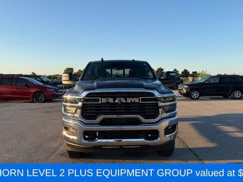 Used 2025 RAM 2500 Big Horn AWD/4WD image 2