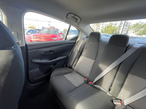 Used 2025 Nissan Sentra SV image 39