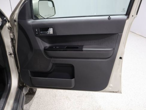 Used 2002 Ford Escape XLT image 23