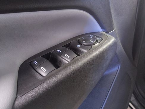 Used 2020 Chevrolet Equinox LS FWD image 27