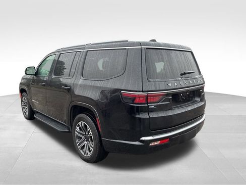 Used 2024 Jeep Wagoneer Series II w/ Flexible Seating Group image 3