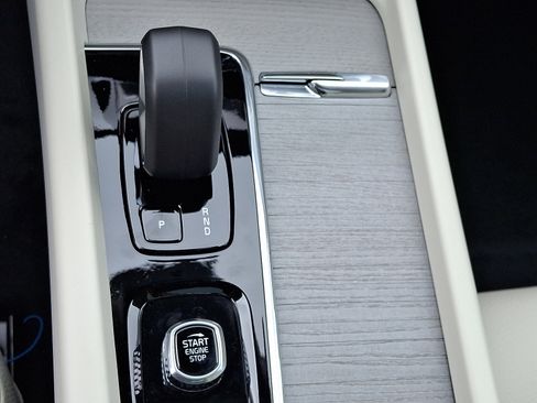 New 2025 Volvo XC60 T8 Plus w/ Protection Package Premier image 11