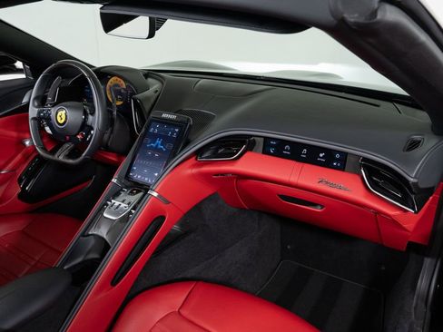 Used 2024 Ferrari Roma Spider image 42
