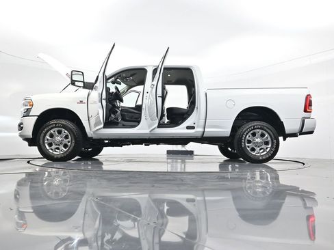 Used 2024 RAM 2500 Laramie image 44