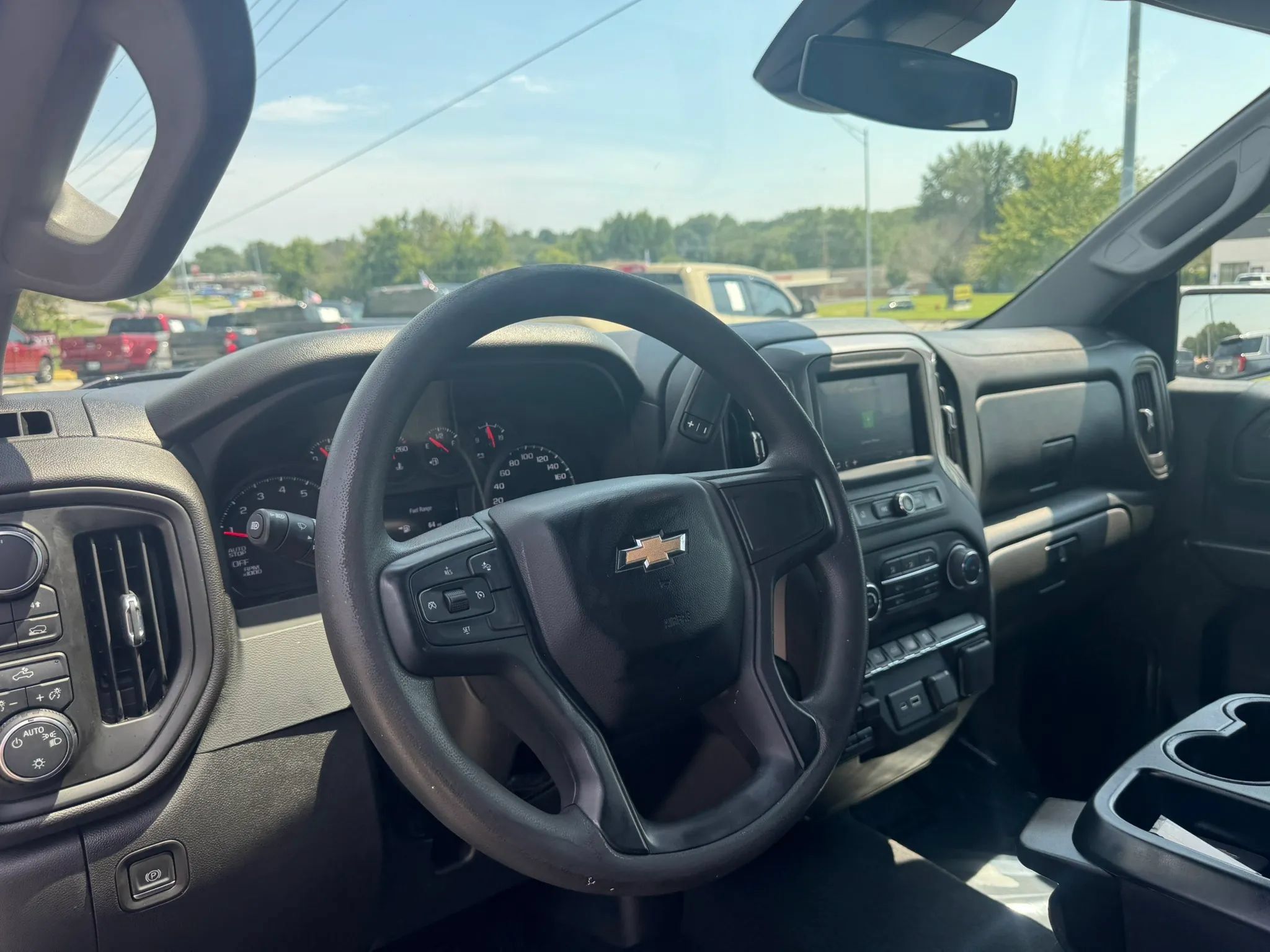 Used 2023 Chevrolet Silverado 1500 Custom AWD/4WD image 14