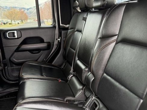 Used 2021 Jeep Gladiator Mojave image 32
