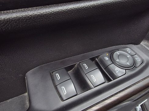 Used 2020 GMC Sierra 1500 SLT w/ SLT Premium Plus Package image 11