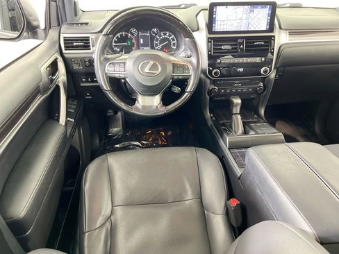 Used 2022 Lexus GX 460 Premium w/ Accessory Package image 22