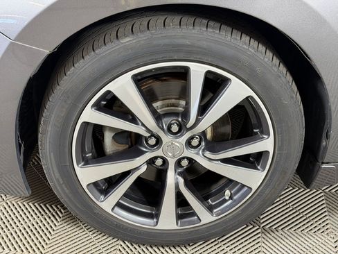 Used 2017 Nissan Maxima 3.5 SL FWD image 13