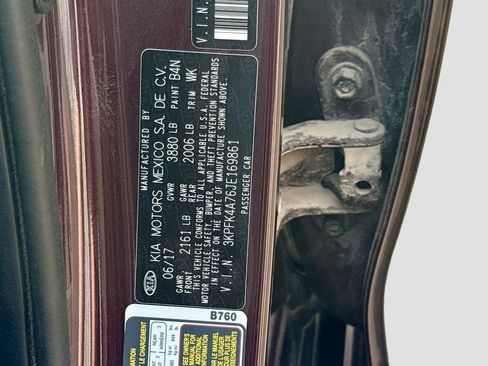 Used 2018 Kia Forte LX FWD image 28