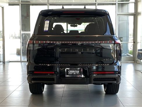 New 2026 INFINITI QX80 Autograph image 3