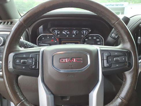 Used 2023 GMC Sierra 3500 SLT w/ SLT Preferred Package AWD/4WD image 17
