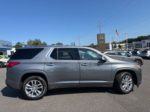 Certified 2021 Chevrolet Traverse High Country AWD/4WD image 3