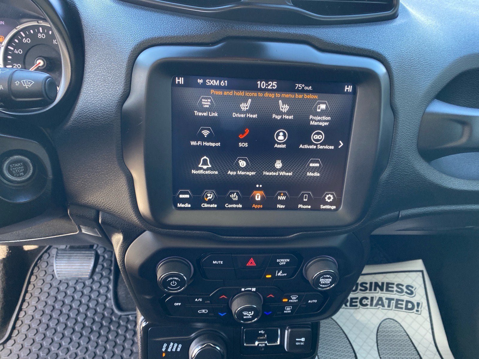 Used 2023 Jeep Renegade Altitude w/ Sun/Sound Group AWD/4WD image 11