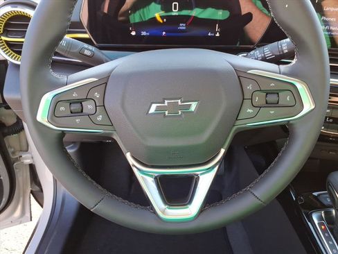 New 2026 Chevrolet Trax ACTIV w/ Driver Confidence Package FWD image 17