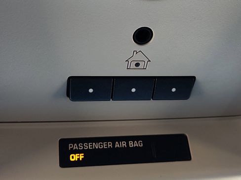 Used 2018 GMC Yukon XL SLT image 22