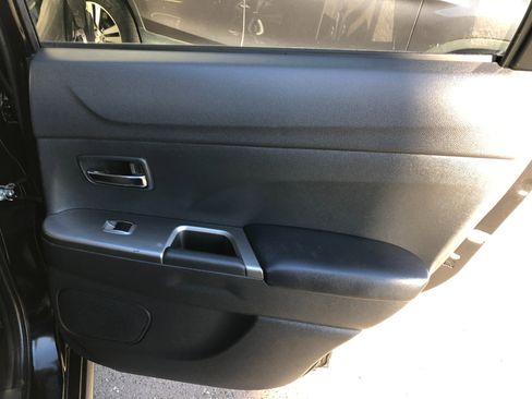 Used 2024 Mitsubishi Outlander Sport AWD image 27