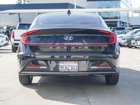 Used 2023 Hyundai Sonata SE FWD image 7