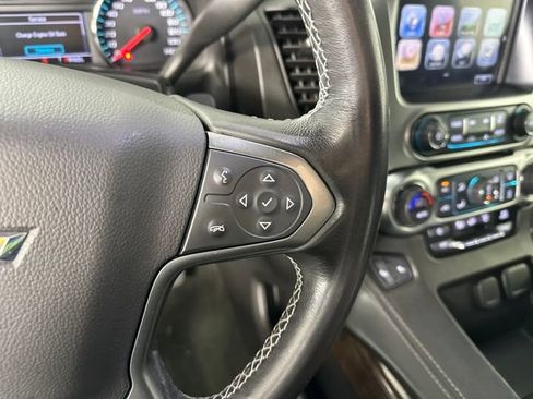 Used 2018 Chevrolet Suburban LT image 16